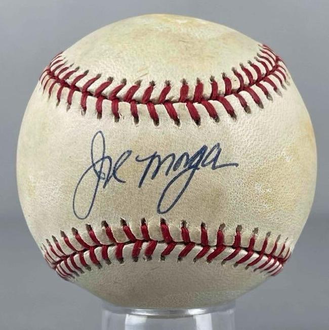Joe Morgan Signed Official MLB Rawlings Baseball with JSA COA: Autographed Joe Morgan, With JSA COA, Case included