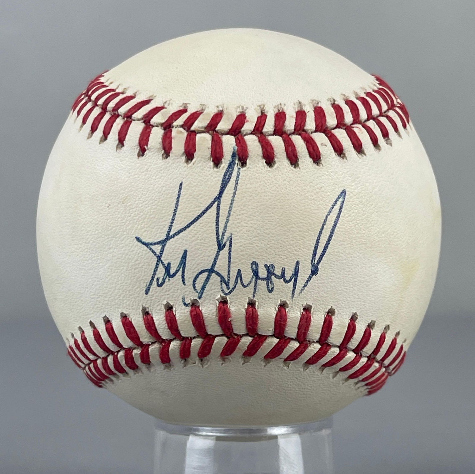 Ken Griffey Jr Signed Official MLB Rawlings Baseball (1 of 4)