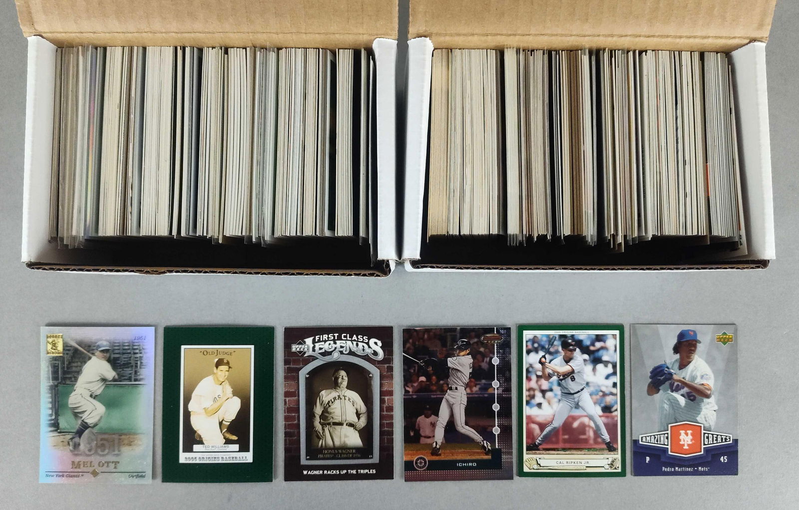 350+ 2004 - 07 Baseball Cards of HOFs, Stars, and Rookies: Too many good card to name them all, Include Mickey Mantle, Josh Gibson, Brookes Robinson 154/239, Frank Thomas, and many More