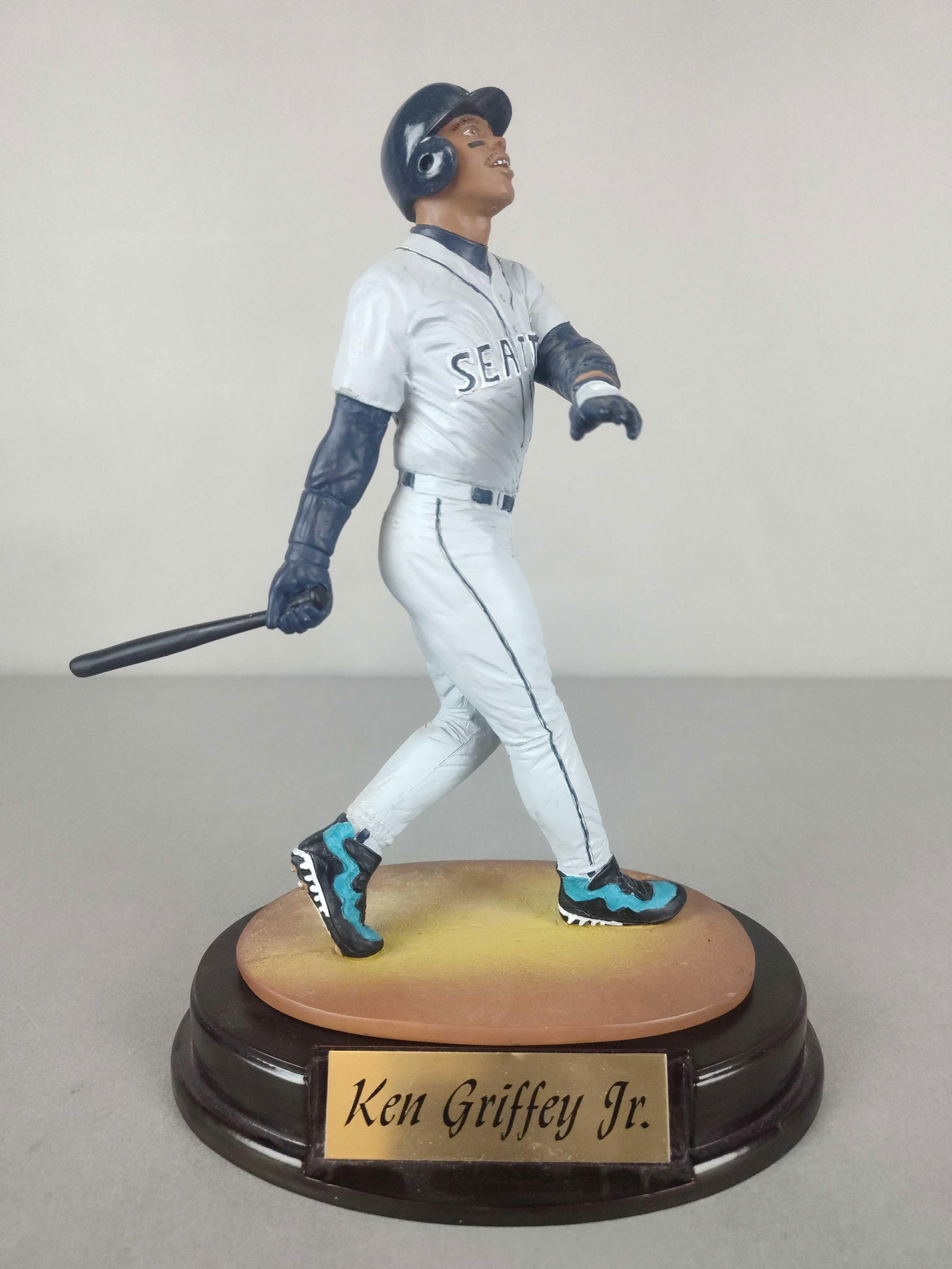 Ken Griffey Jr. Salvino Figurine Statue /2500: Ken Griffey Jr. 1115/2500, Measures 8 1/2 x 6 x 11 Inches