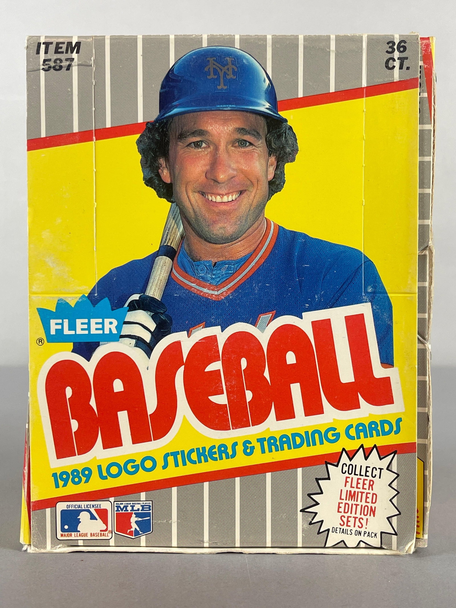 1989 Fleer Baseball Wax Box: 1989 Fleer Baseball Wax Box, Not confirmed if this is an Error box