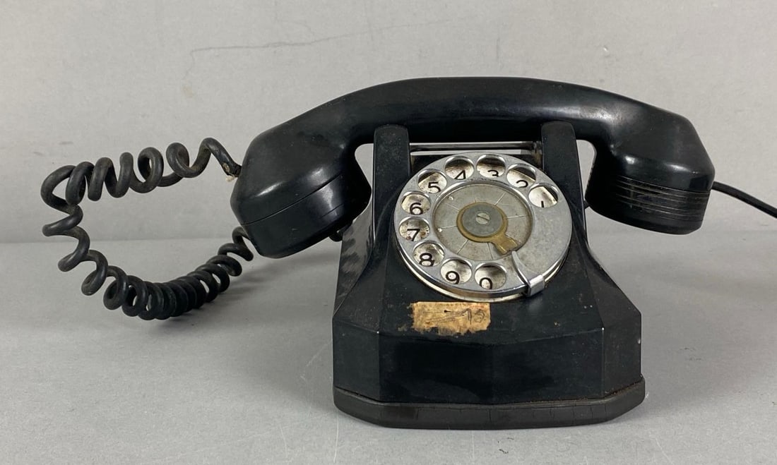 Vintage Automatic Electric Monophone Rotary Telephone (1 of 4)