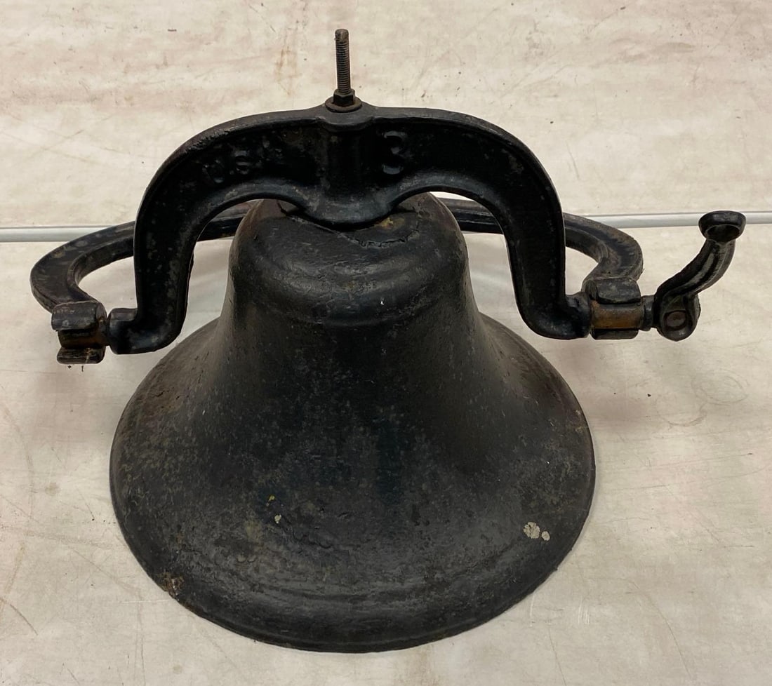 Antique Cast Iron Gravity School Bell (1 of 3)