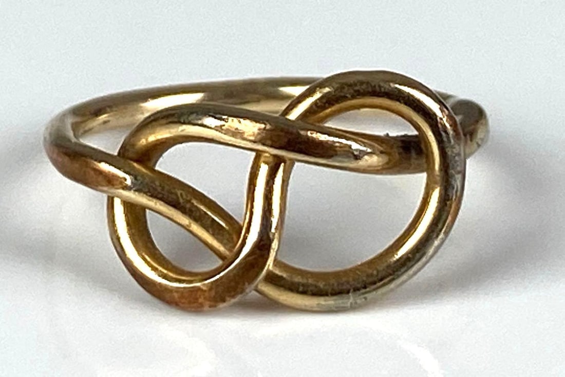 14K Yellow Gold Knot Ring (1 of 4)
