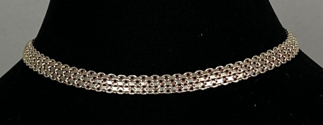 Signed Milor Italian Sterling Silver Mesh Chain Necklace: Measures 18” in length