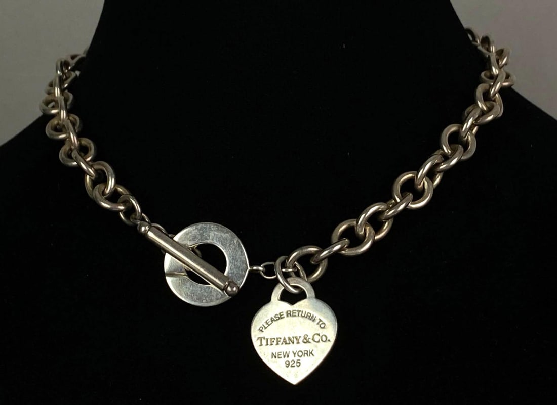 Tiffany and Co Sterling Silver Return to Tiffany Heart Tag Toggle Necklace: Measures 16” in length