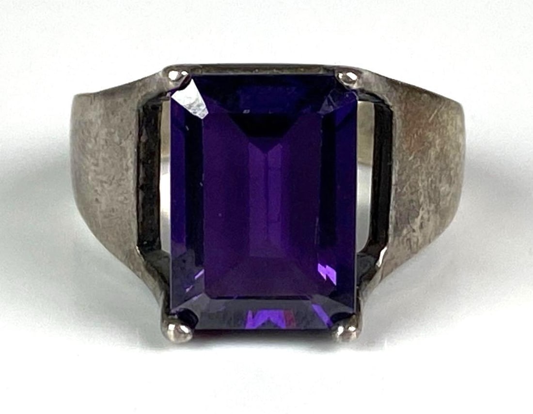 Sterling Silver CZ Ring: Size 10 1/2