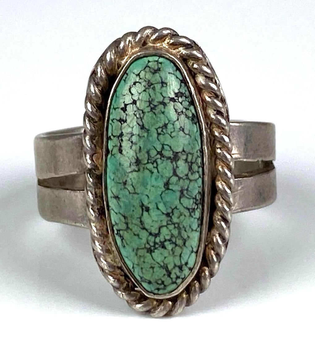 Sterling Silver Native American Turquoise Ring (1 of 4)