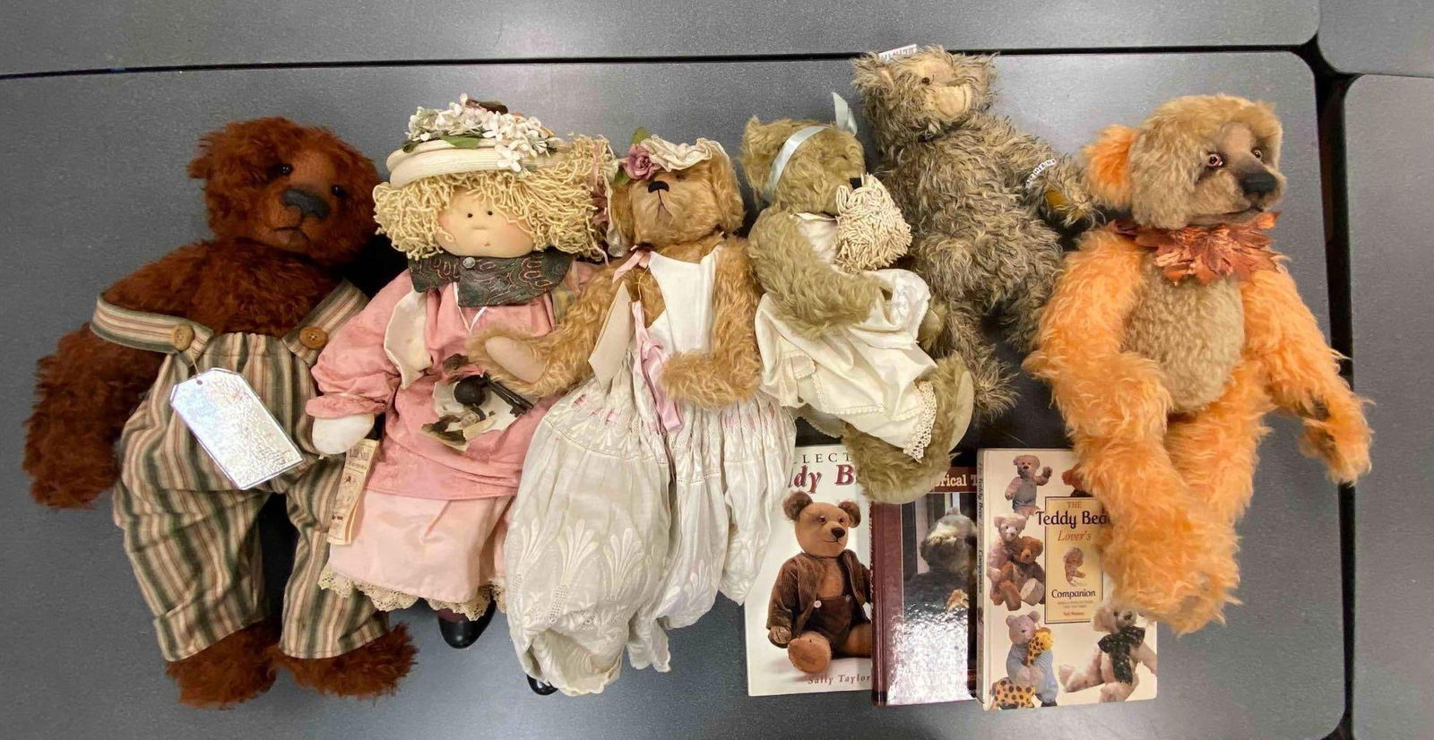 Group of Teddy Bears and Topical Books and More (1 of 3)