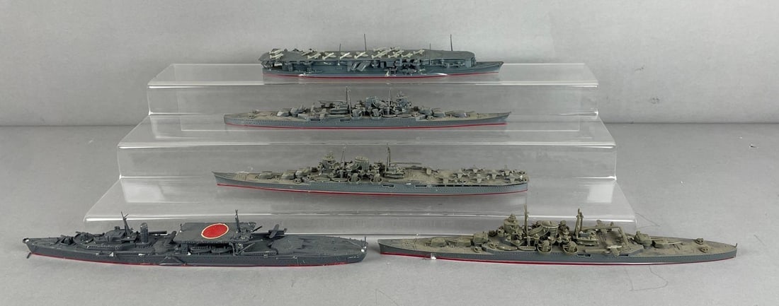 Group of WW2 Japanese Model Warships: 1/700 scale, extremely fragile, names written on bottoms