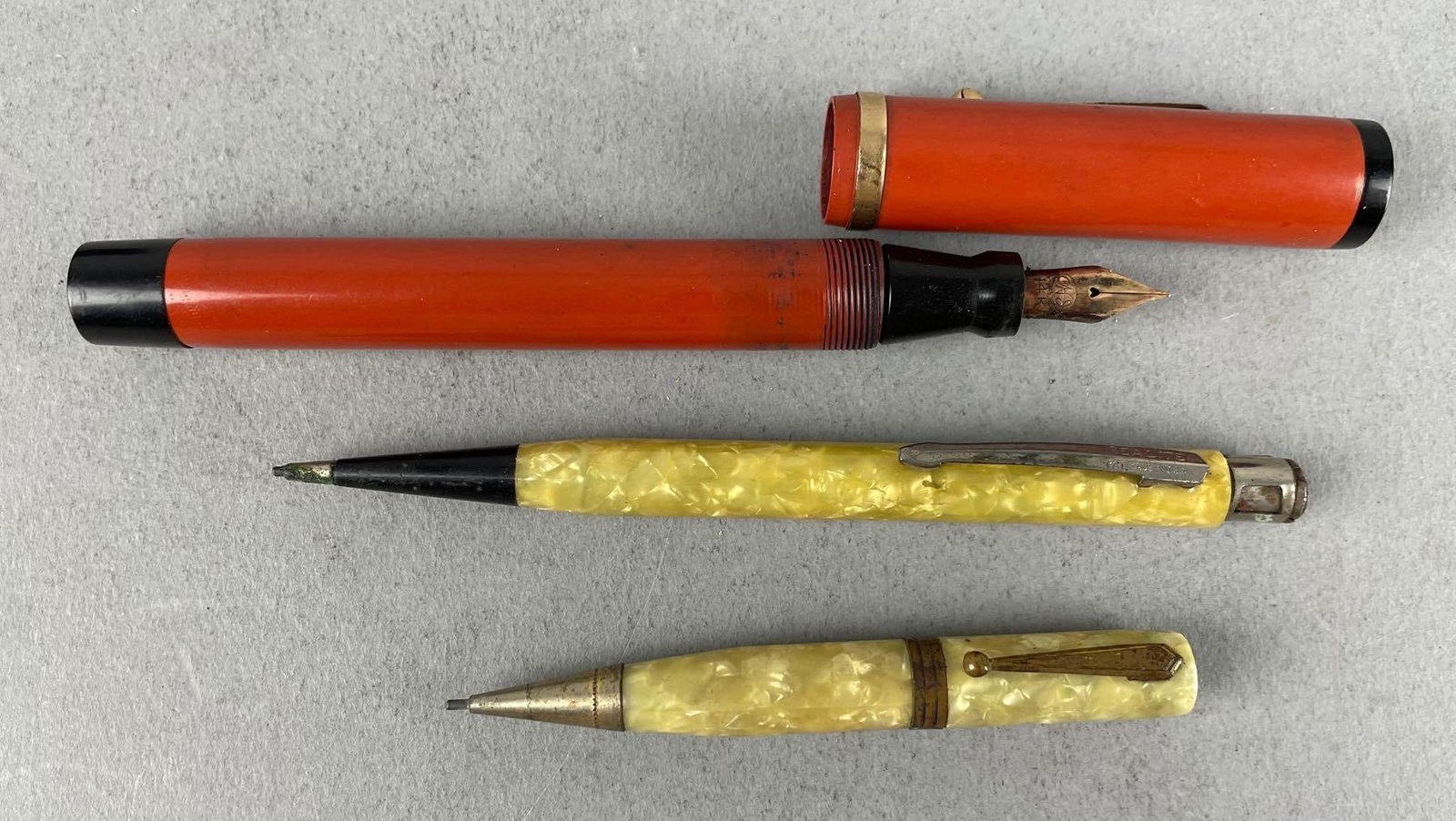 Vintage Celluloid Mechanical Pencils and Fountain Pen (1 of 3)