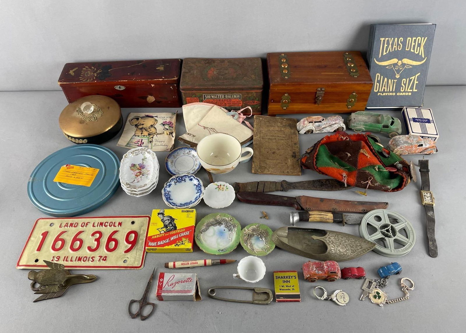 Group of Assorted Vintage Items: includes porcelain, diecast vehicles, lidded boxes