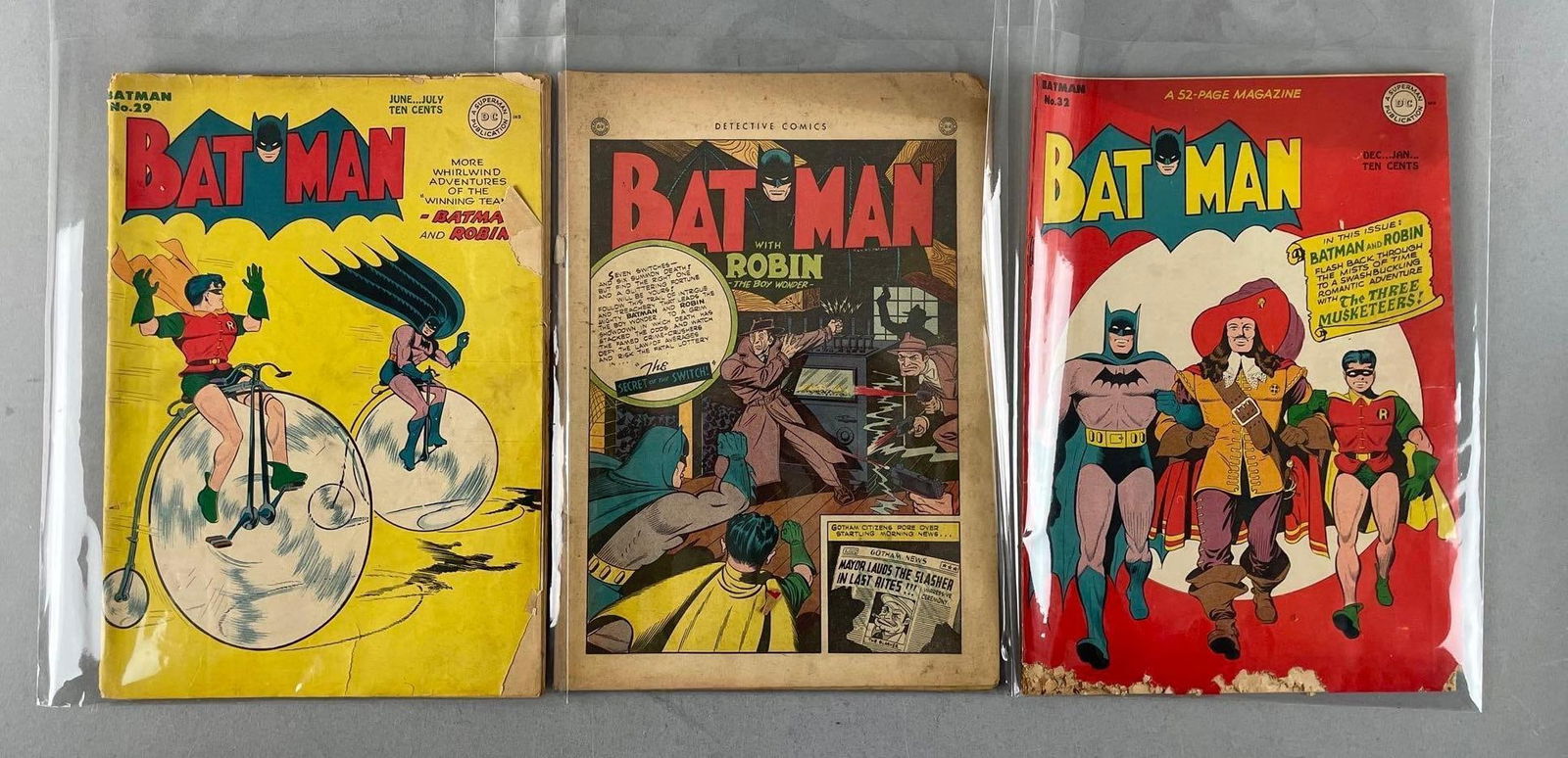 Group of 3 DC Batman Comic Books: Includes detective comics, #29, 32, 10¢, bagged, golden era