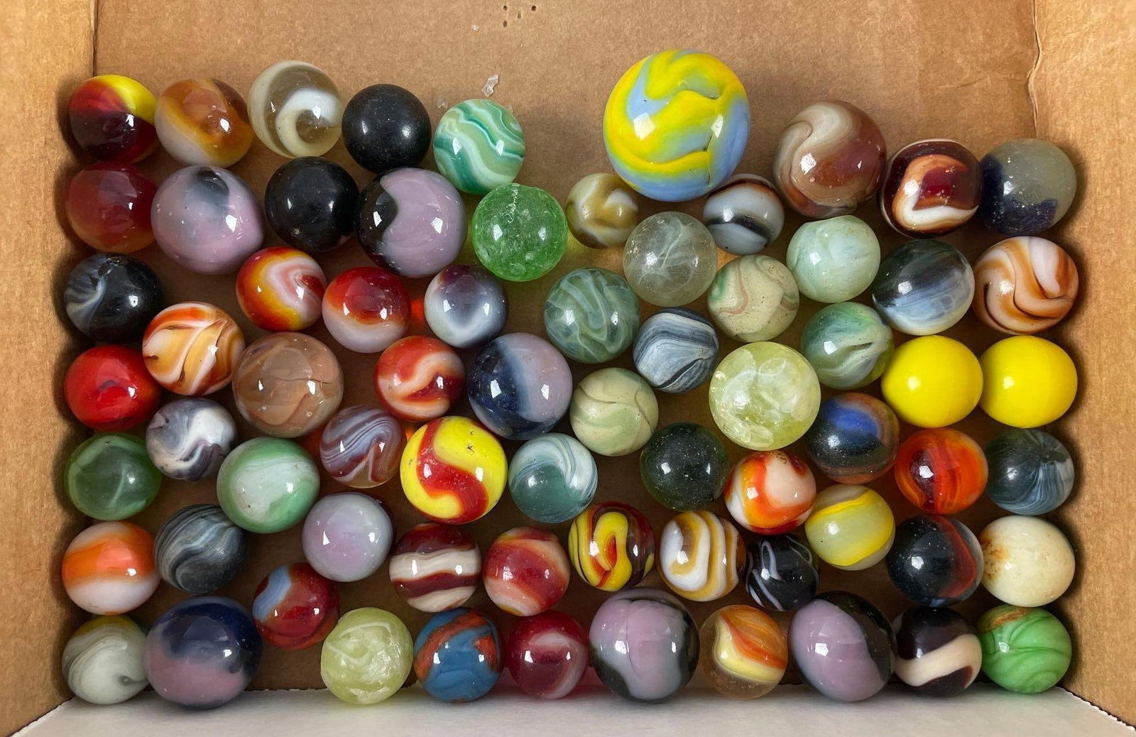 Group of 65+ Vintage Glass Marbles: Includes agate, swirl, magnetic, shooter measures 15/16"