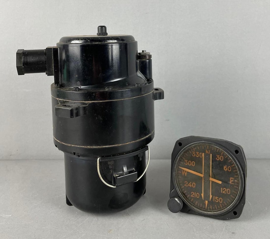 Group of 2 U.S. Navy Bureau of Ships Instruments: Includes magnesyn transmitter, and indicator, original box, largest measures 8 1/4" x 6 1/2" x 5"