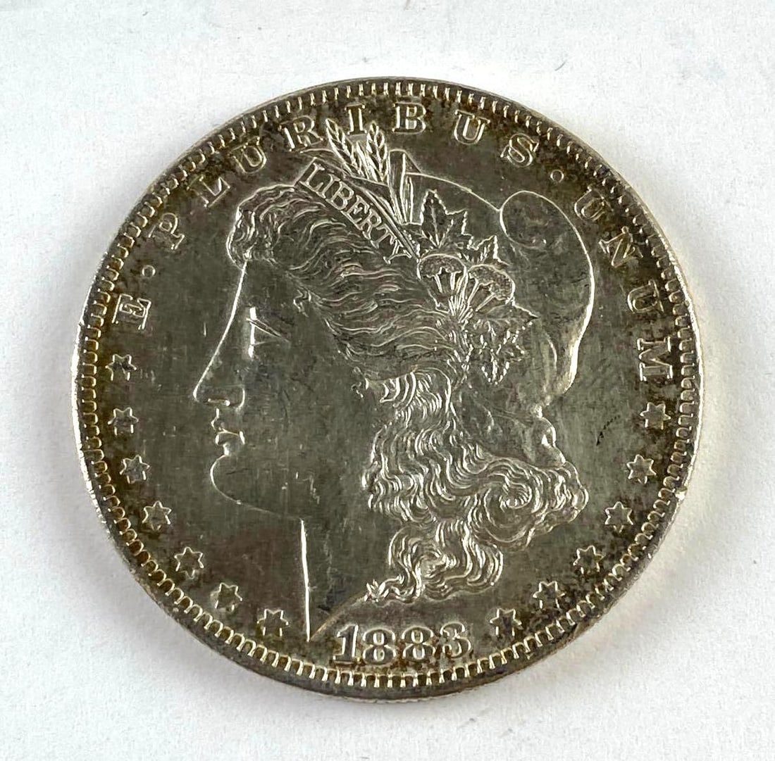 1883 O US Morgan Silver Dollar (1 of 2)