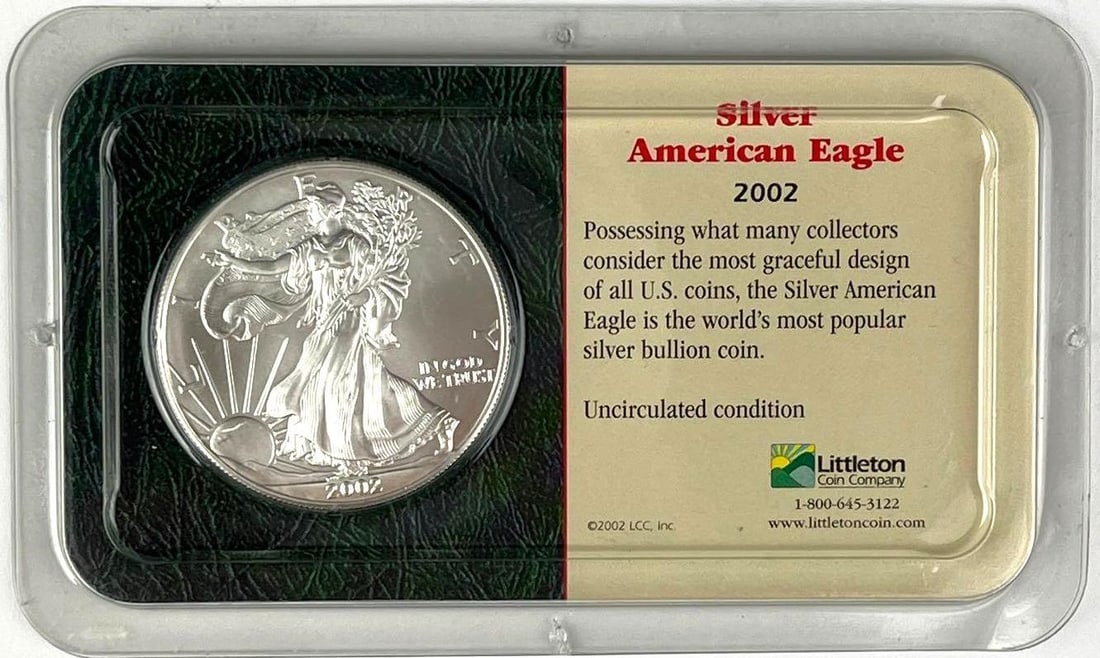2002 American Silver Eagle 1 oz .999 Fine Silver UNC Coin: 2002 American Silver Eagle 1 oz .999 Fine Silver UNC Coin