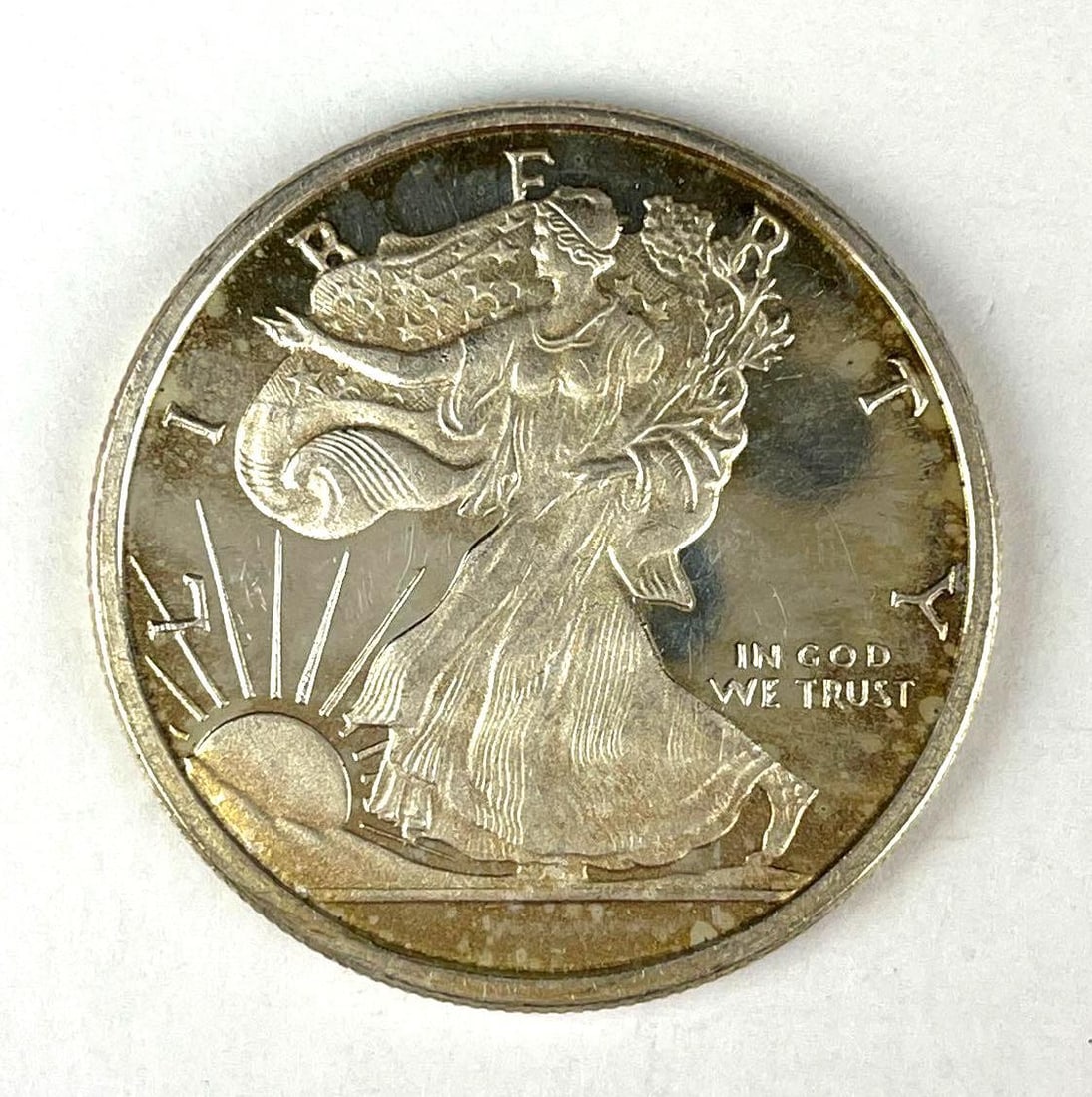 American Precious Metals American Silver Eagle 1/2 oz .999 Fine Silver Round (1 of 2)