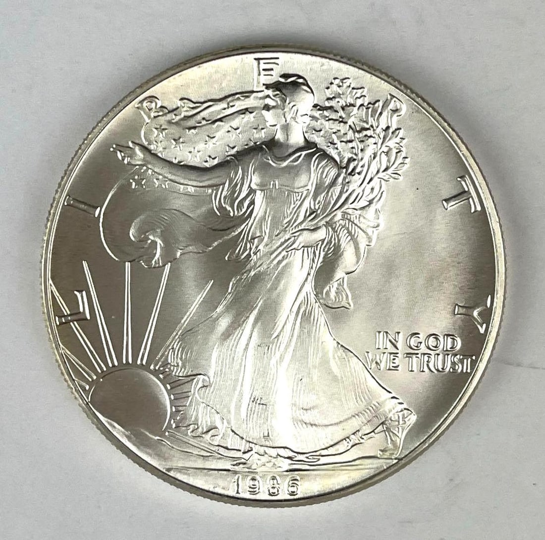 1986 US Mint $1 American Silver Eagle 1 oz .999 Fine Silver Coin (1 of 2)