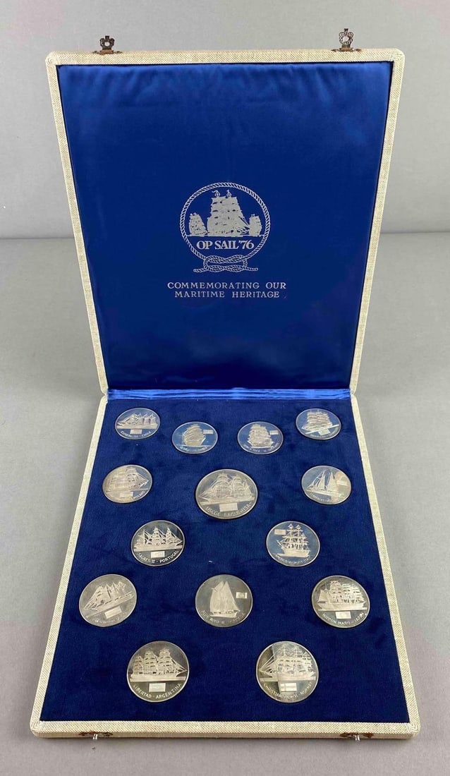 Vintage 1976 14 Operation Sail 2 Oz .925 Sterling Silver Medal Set: includes COA. From the World Trade Center.