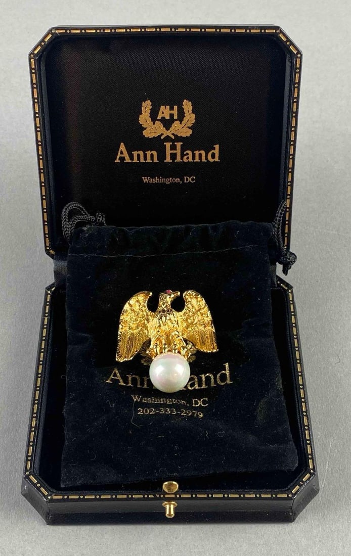 Vintage Ann Hand Liberty Eagle Pin (1 of 4)