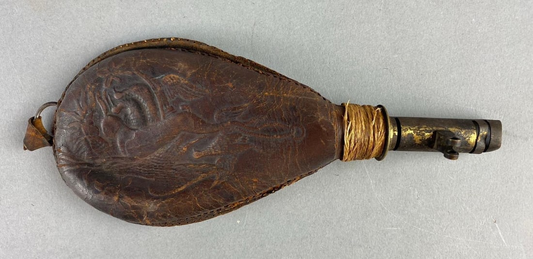 Antique Civil War Era Leather Black Powder Flask (1 of 3)