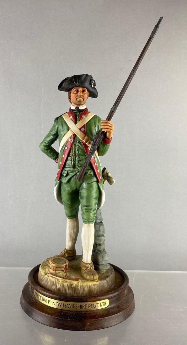 Royal Doulton: Soldiers of The Revolution Porcelain Figure (1 of 3)