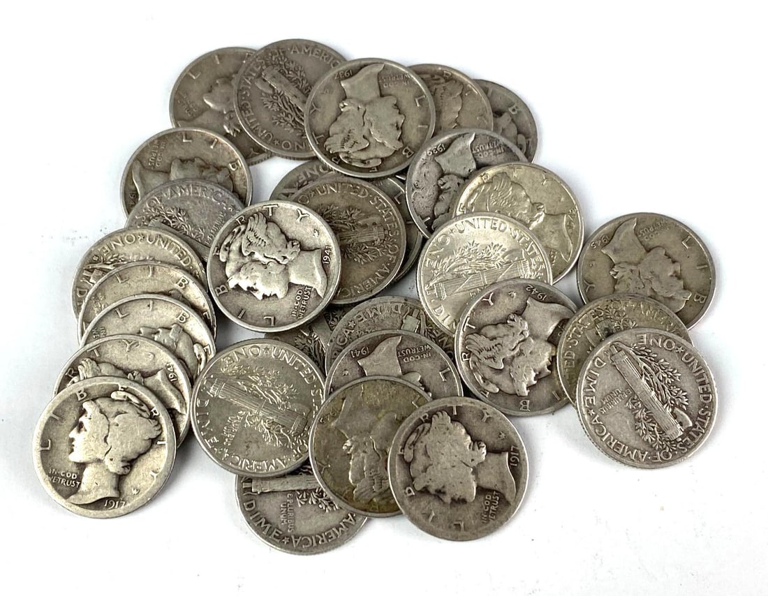 Group of 30 Mercury Head Silver Dimes: Group of 30 Mercury Head Silver Dimes