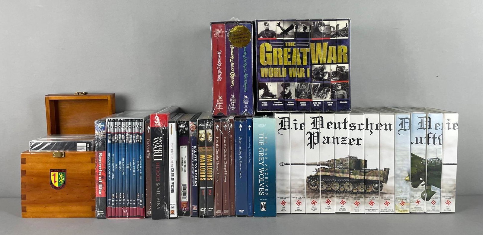 Group of WW1 / WW2 DVDs and VHS (1 of 3)