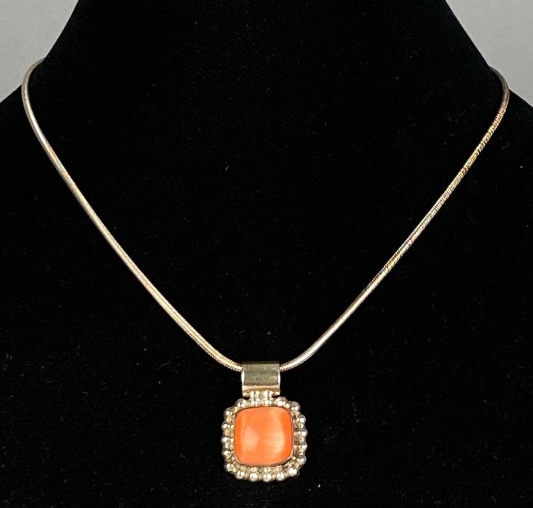 Signed Taxco Sterling Silver Cats Eye Pendant Chain Necklace: Chain Measures 18? in length