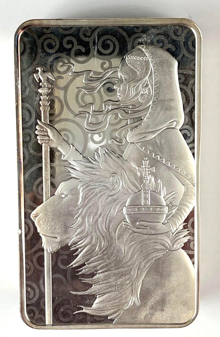 The Royal Mint Una and the Lion 100 oz 999.9 Fine Silver Ingot/ Bar (1 of 3)