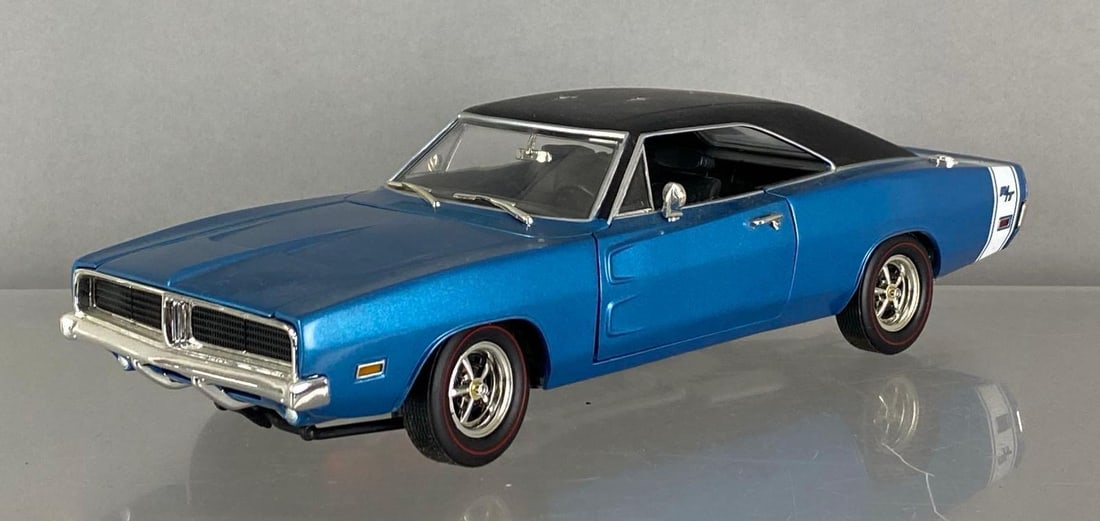 Mattel Hot Wheels 1969 Dodge Charger R/T (1 of 4)