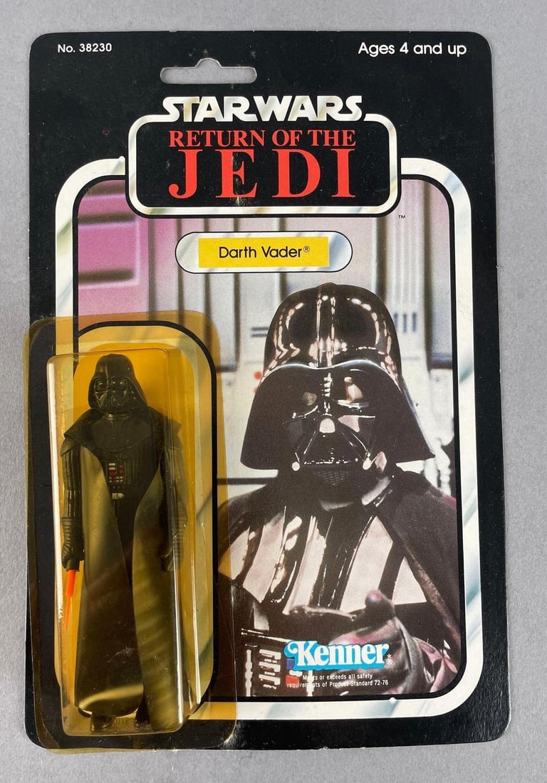 1983 Kenner Star Wars Return of the Jedi Darth Vader Action Figure (1 of 6)