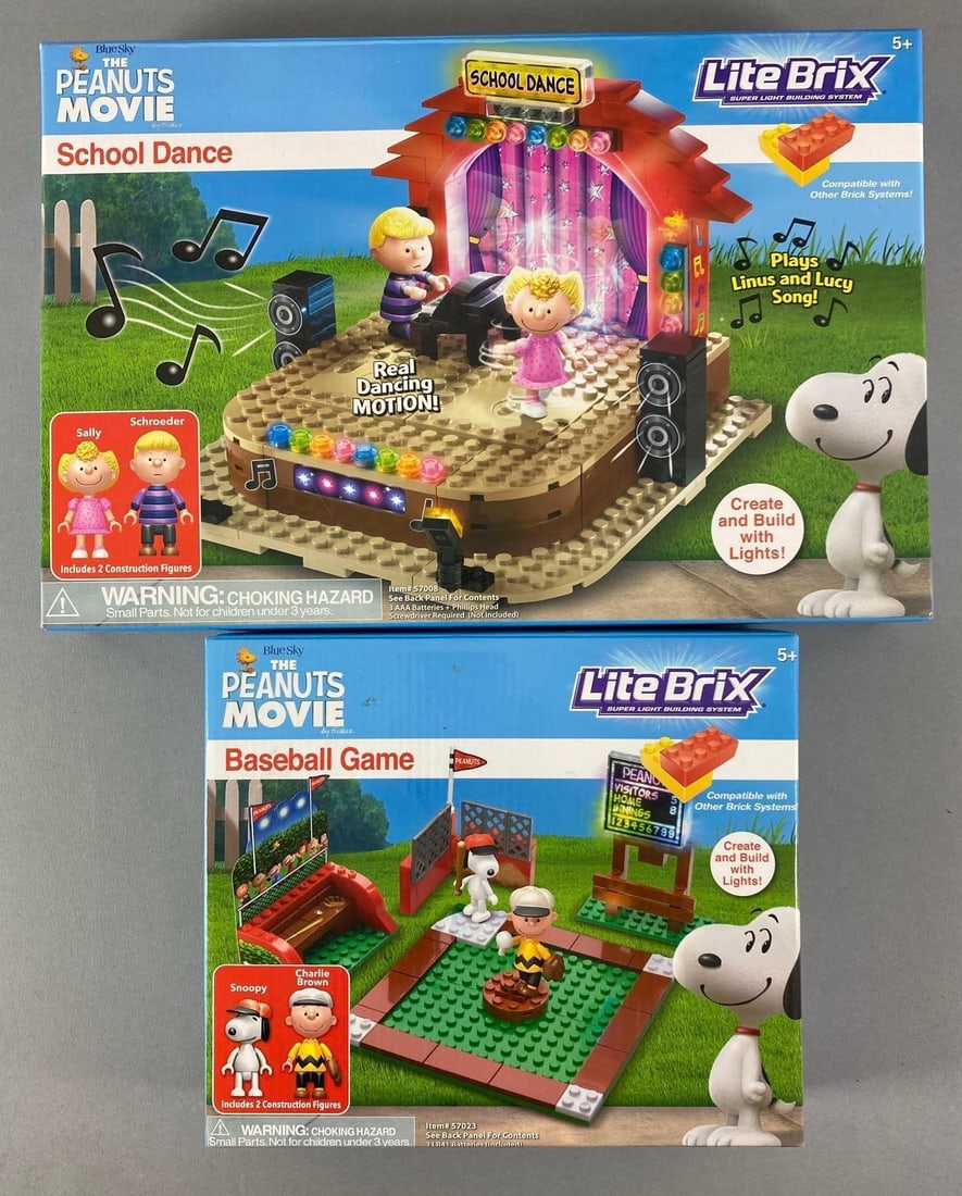 Group of 2 2015 Lite Brix The Peanuts Movie Snoopy Building Toys (1 of 2)
