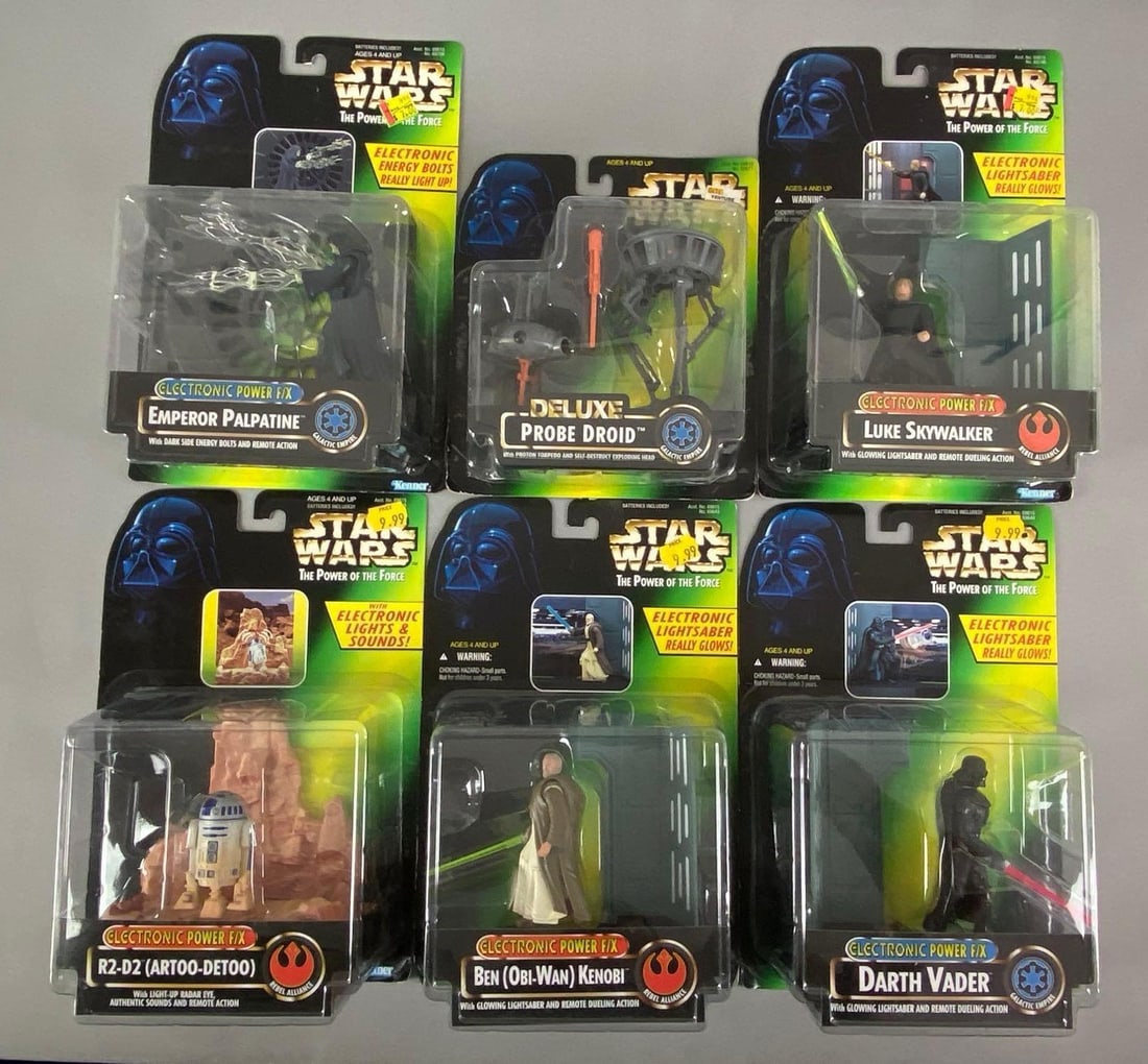 Group of 1990s Kenner astar Wars TPOTF Action Figures (1 of 3)