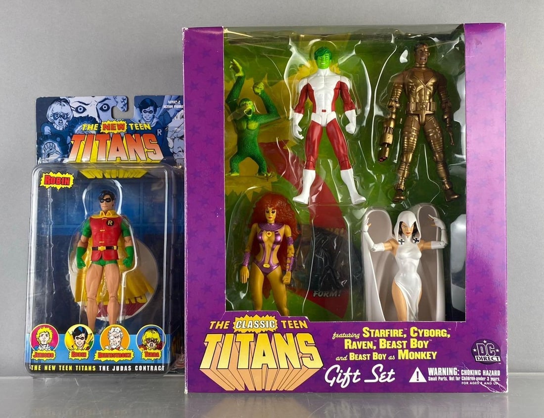 Group of 2 DC Direct The Classic/ New Teen Titans Figures (1 of 4)