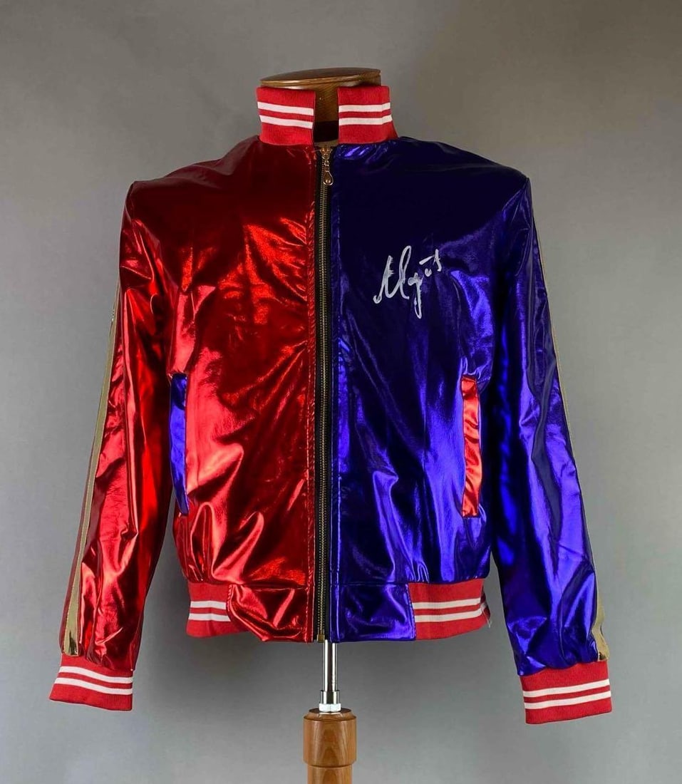 SIGNED Margot Robbie Suicide Squad Harley Quinn “Property Of Joker?? Satin Bomber Jacket (1 of 5)