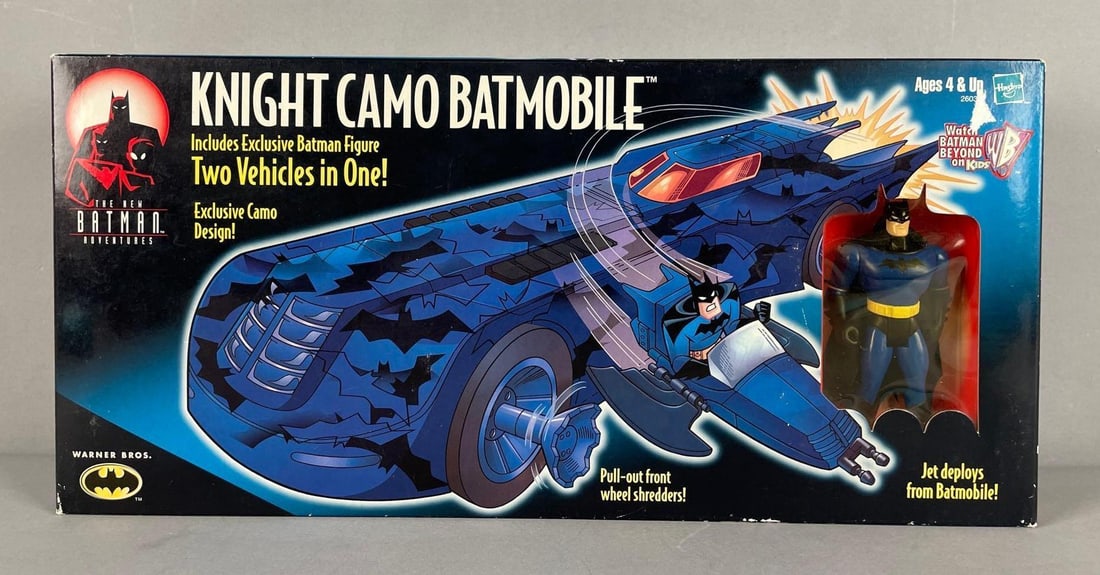2000 Hasbro Knight Camo Batmobile Playset (1 of 2)