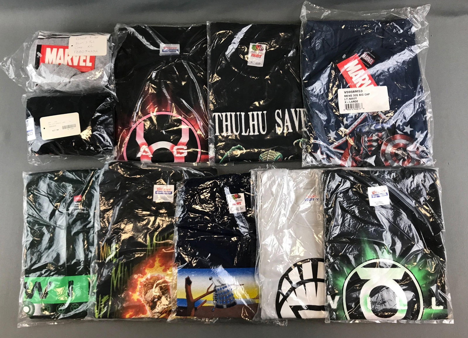 Group of 10 assorted graphic tshirts (1 of 3)