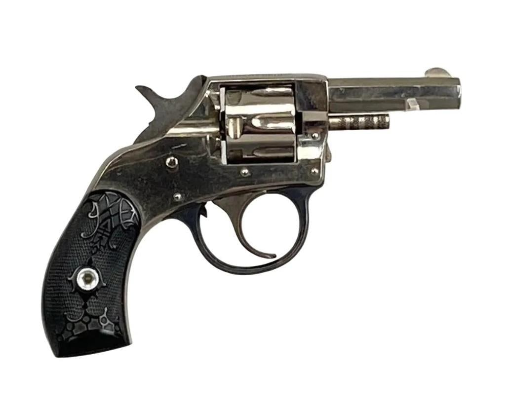 Harrington and Richardson Model Young America .22LR Double-Action Revolver (1 of 3)