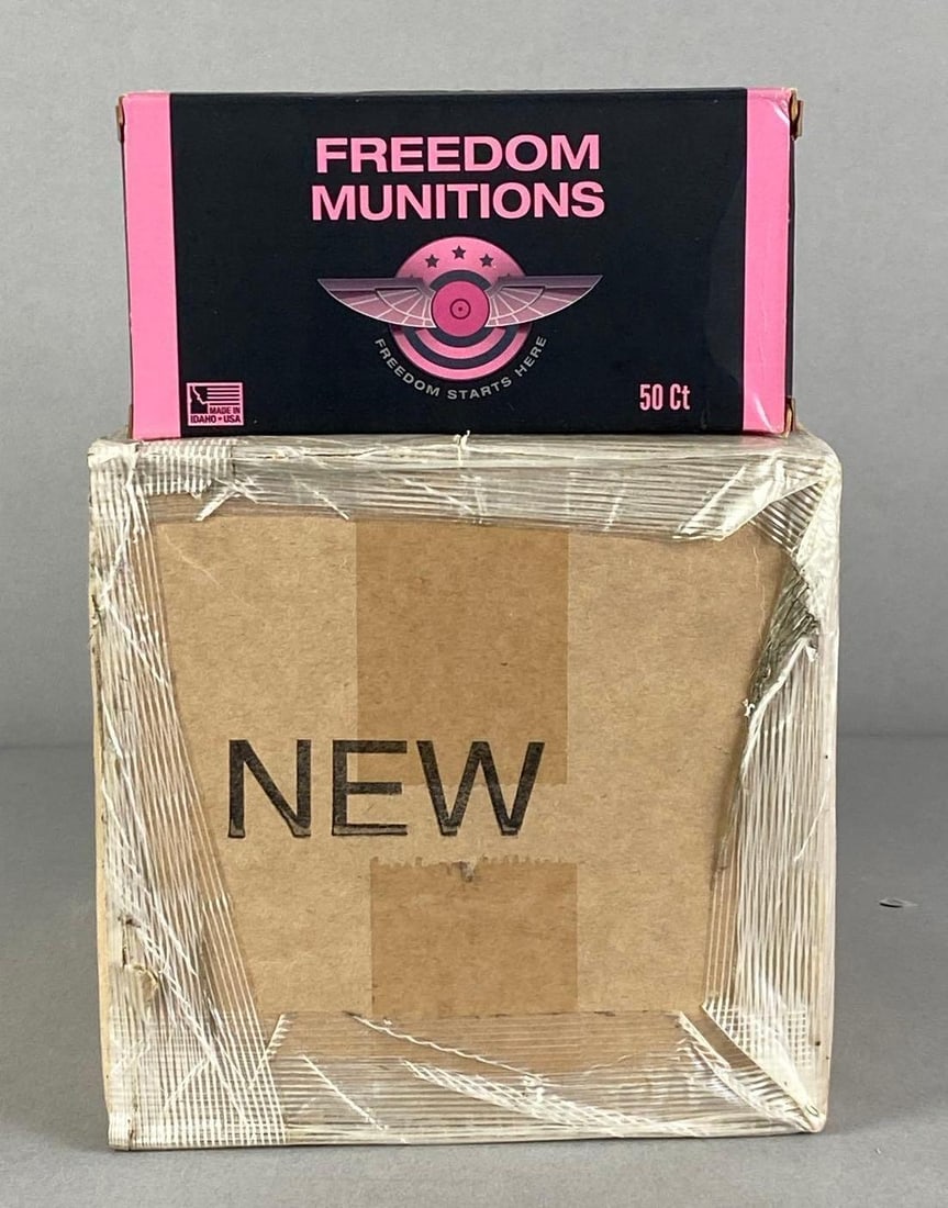 500 Rounds of .40 S and W Ammunition: like new in shipping box, Includes 10 boxes of Freedom Munitions 180gr