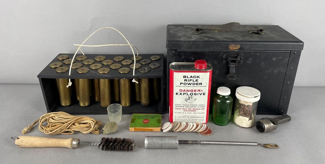 Shotgun Shel Reloading Kit (1 of 5)