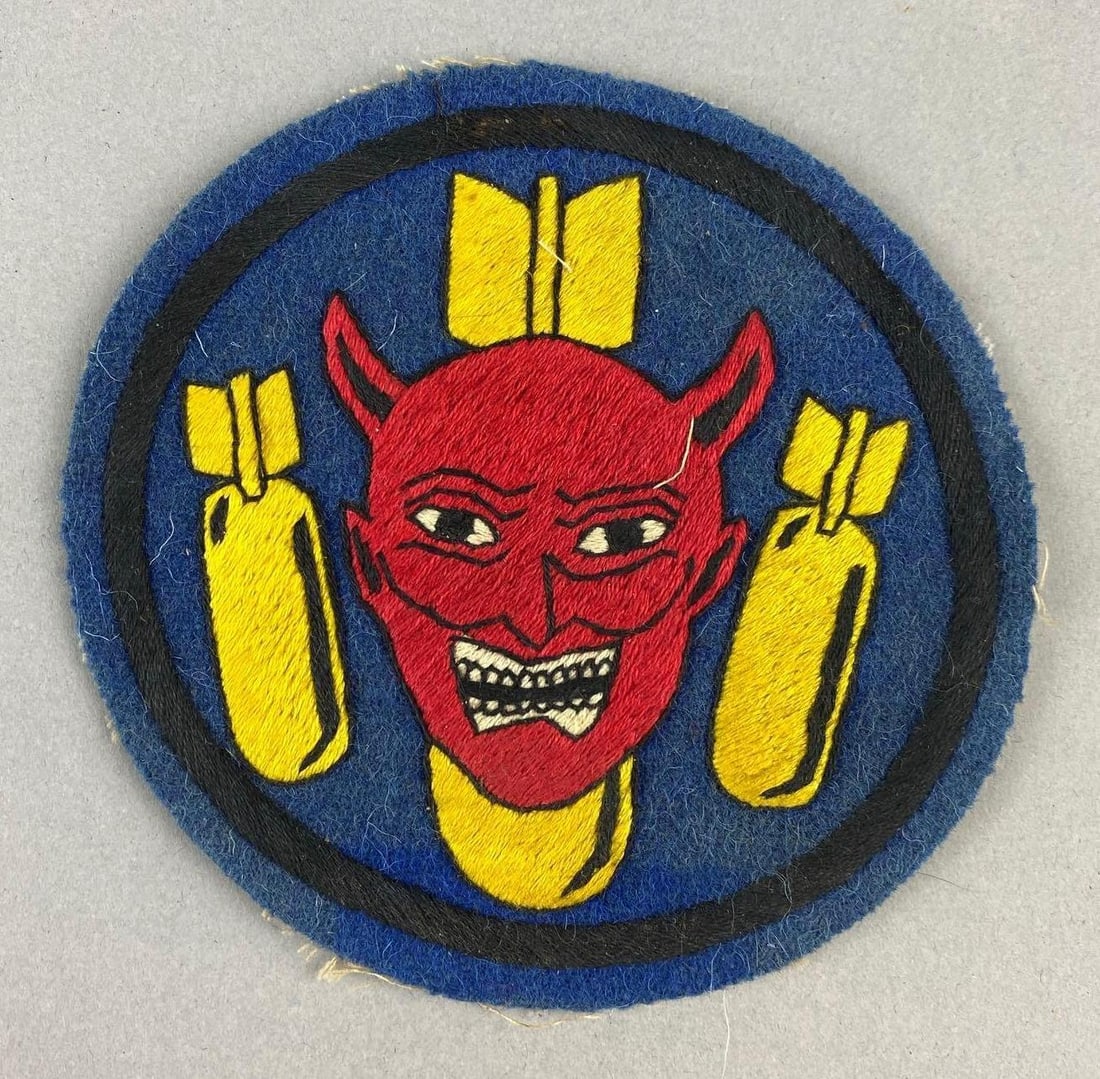 WW2 US Air Force 322nd Bombardment Squadron Patch (1 of 2)