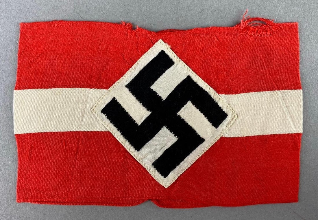 WW2 German Hitlerjugend Armband: Has some rips in fabric. Measures L 6 1/2 x W 4 inches.