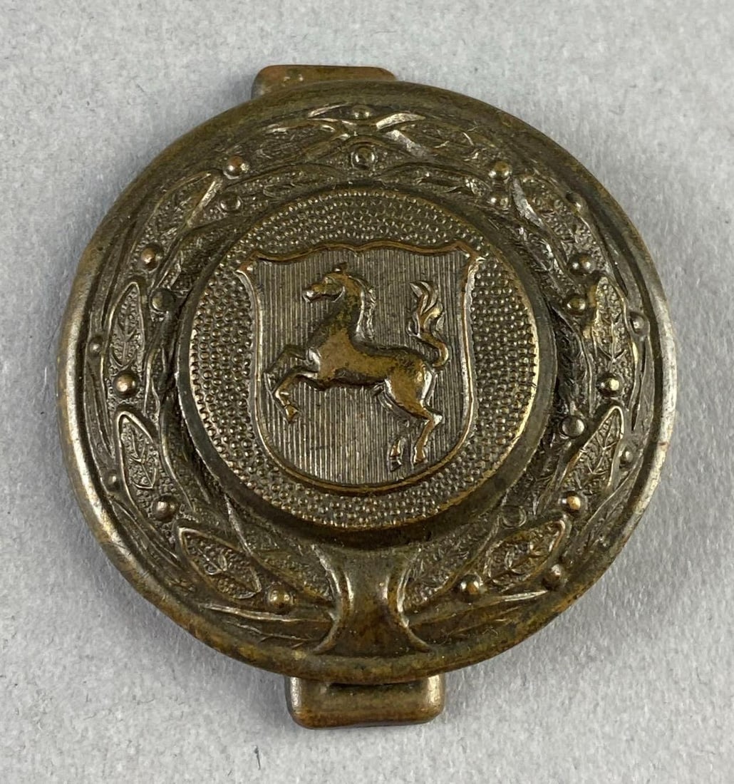 WW2 1930’s German Officer Firefighter Belt Buckle: Measure 2” in diameter.
