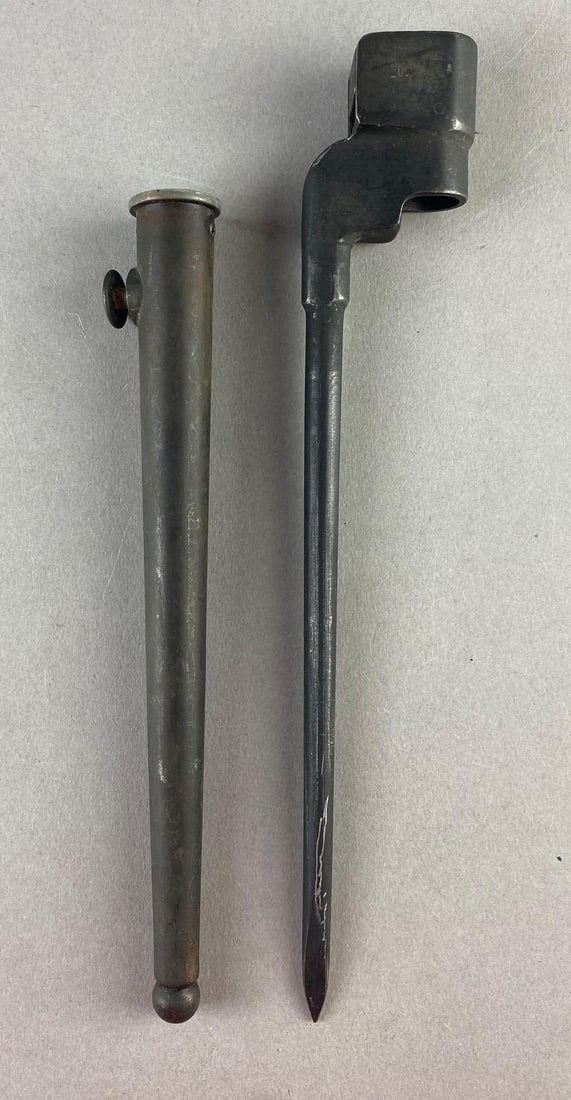 WW2 British Enfield Savage No.4 MKII Spike Bayonet with Sheath: Measures 10” in length.