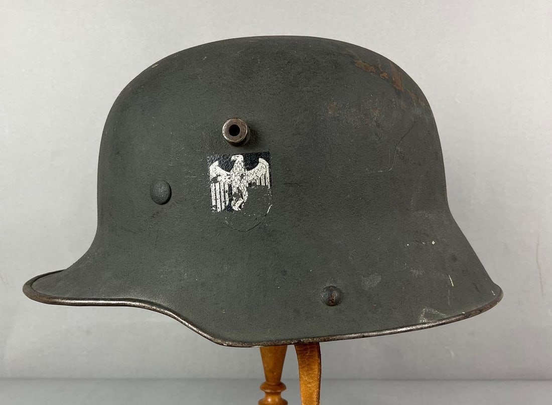 WW2 German Army Transition Helmet: Amazing original paint and decal, Stamped 58 on liner.