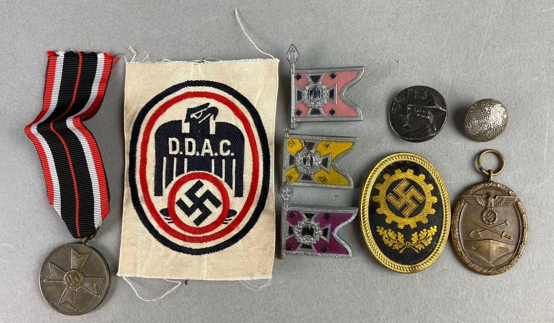 Group of Assorted WW2 German Souvenirs (1 of 3)
