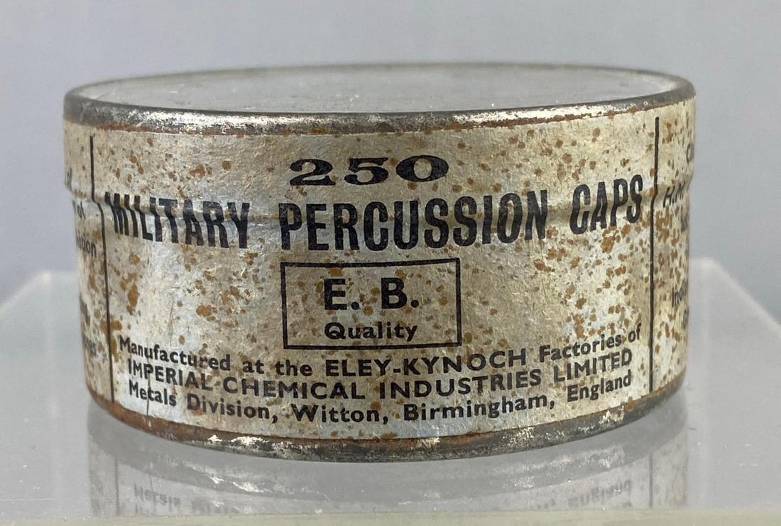 Sealed Kynoch British Military Percussion Caps Tin: Measure 2 1/2” in length.