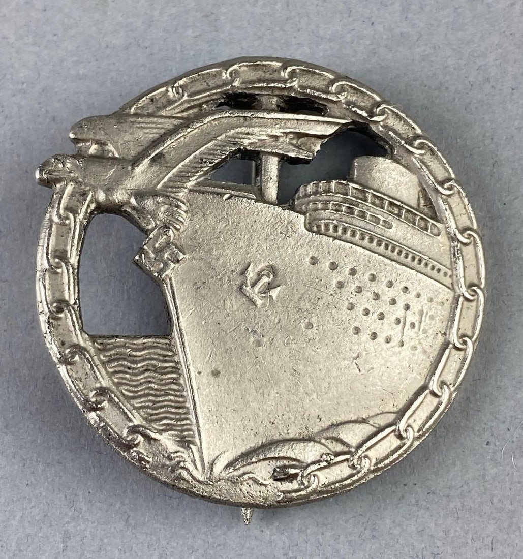 WW2 German Blockade Runner Badge (1 of 3)